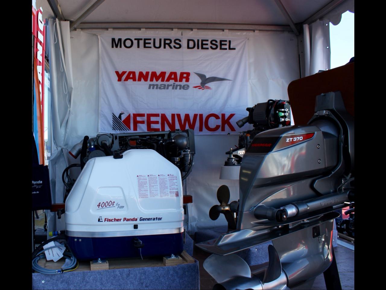 Stand Yanmar et Atef Moteurs et Bateaux à Port camargue