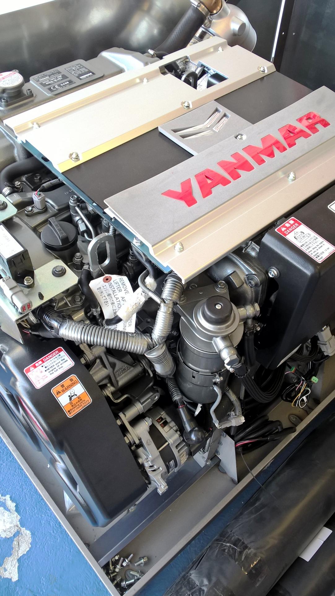 YANMAR 4 LV 195